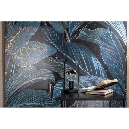 Cir shoWall BLACK LEAF WALL 06