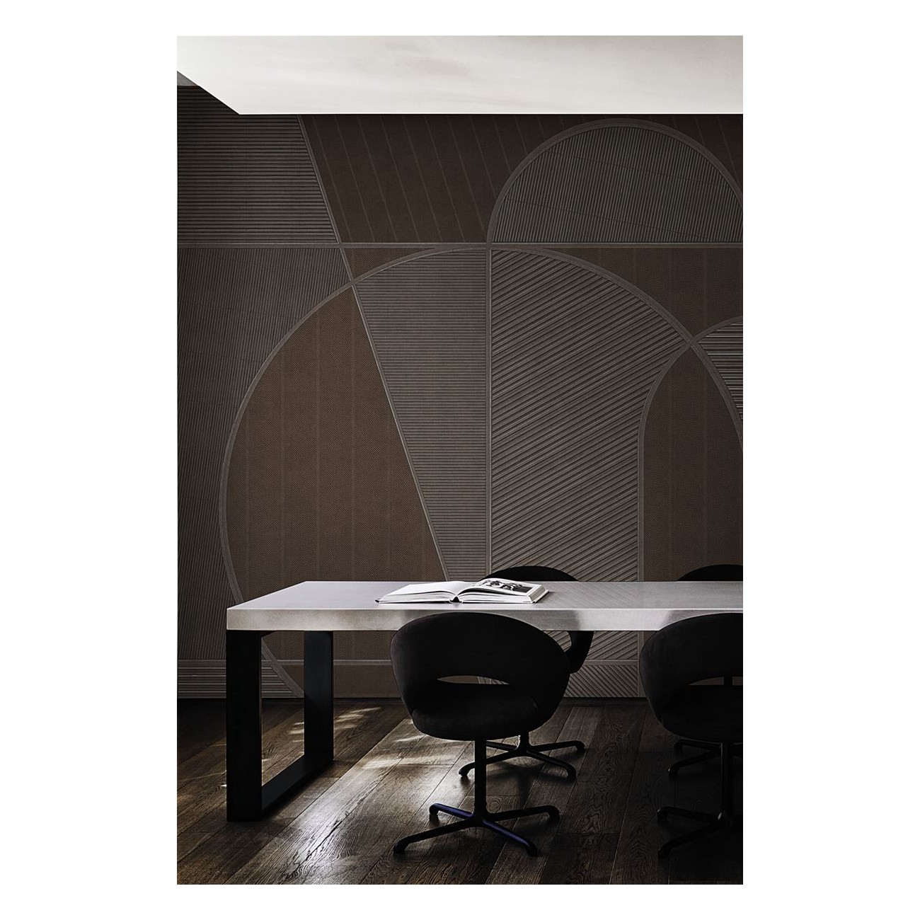 LondonArt LOOPHOLE 01 Collection 19