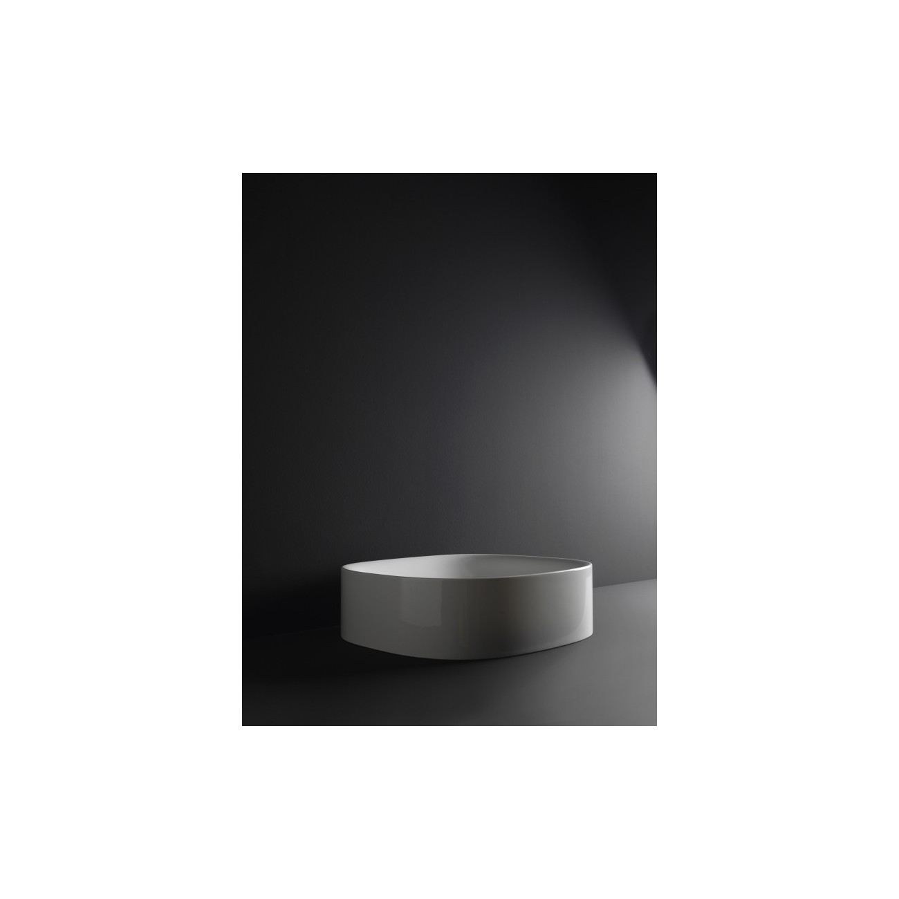 Lavabo da Appoggio 45x45 cm Axa Wild