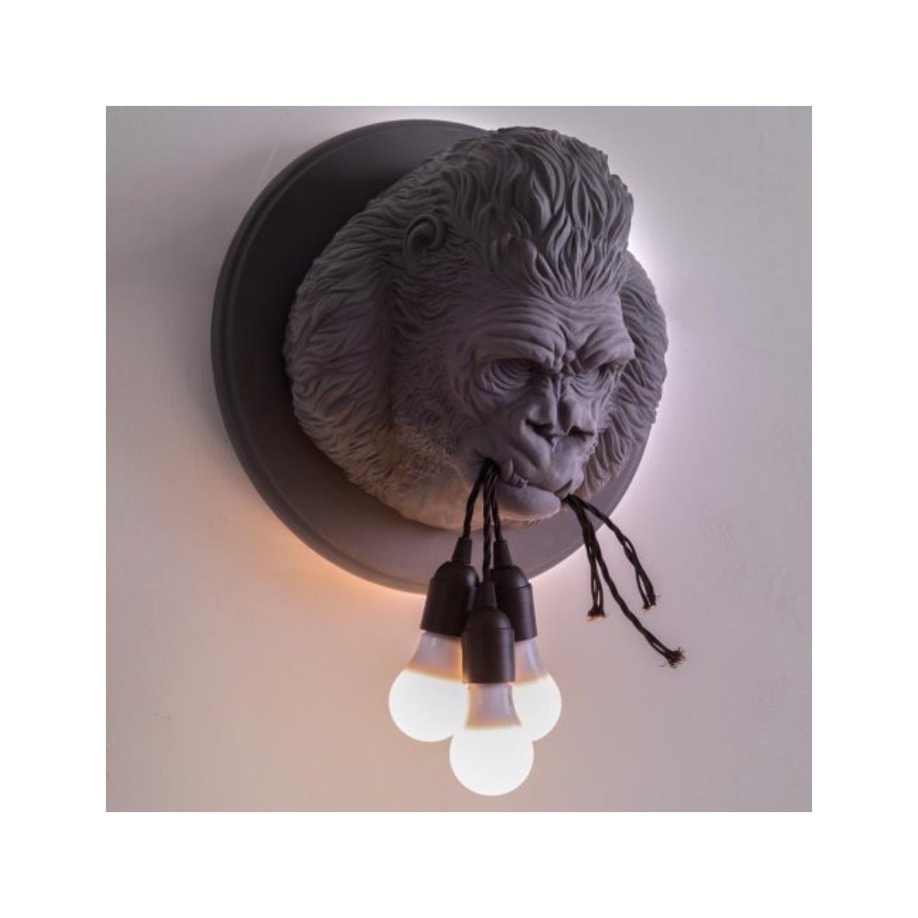 Karman Ugo Rilla Applique