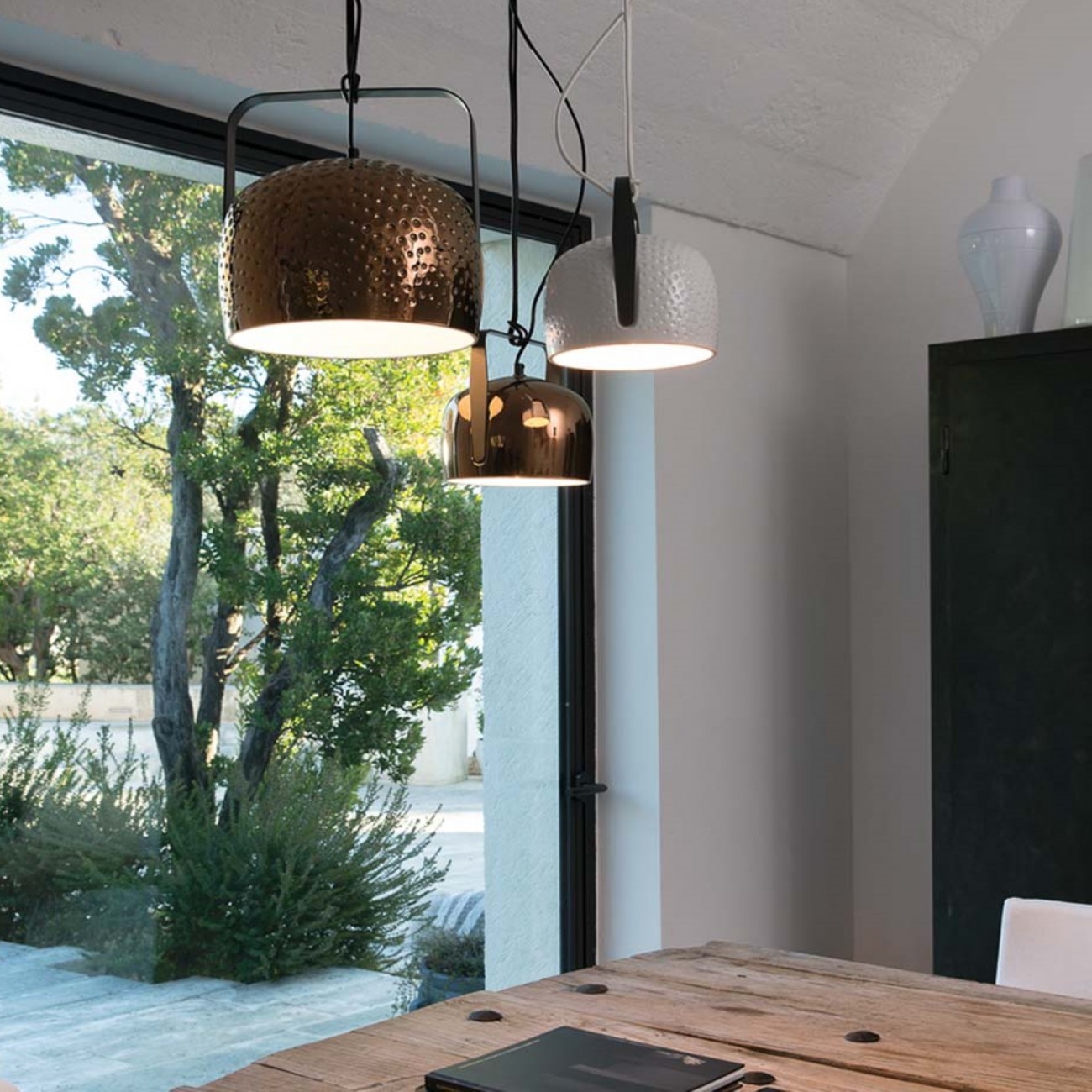 Karman Bag Bronze Texture Suspension